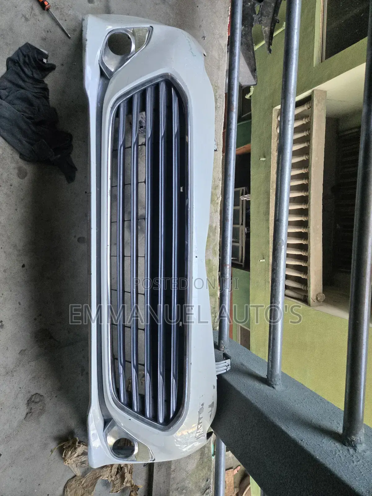 Avalon 2015 Bumper