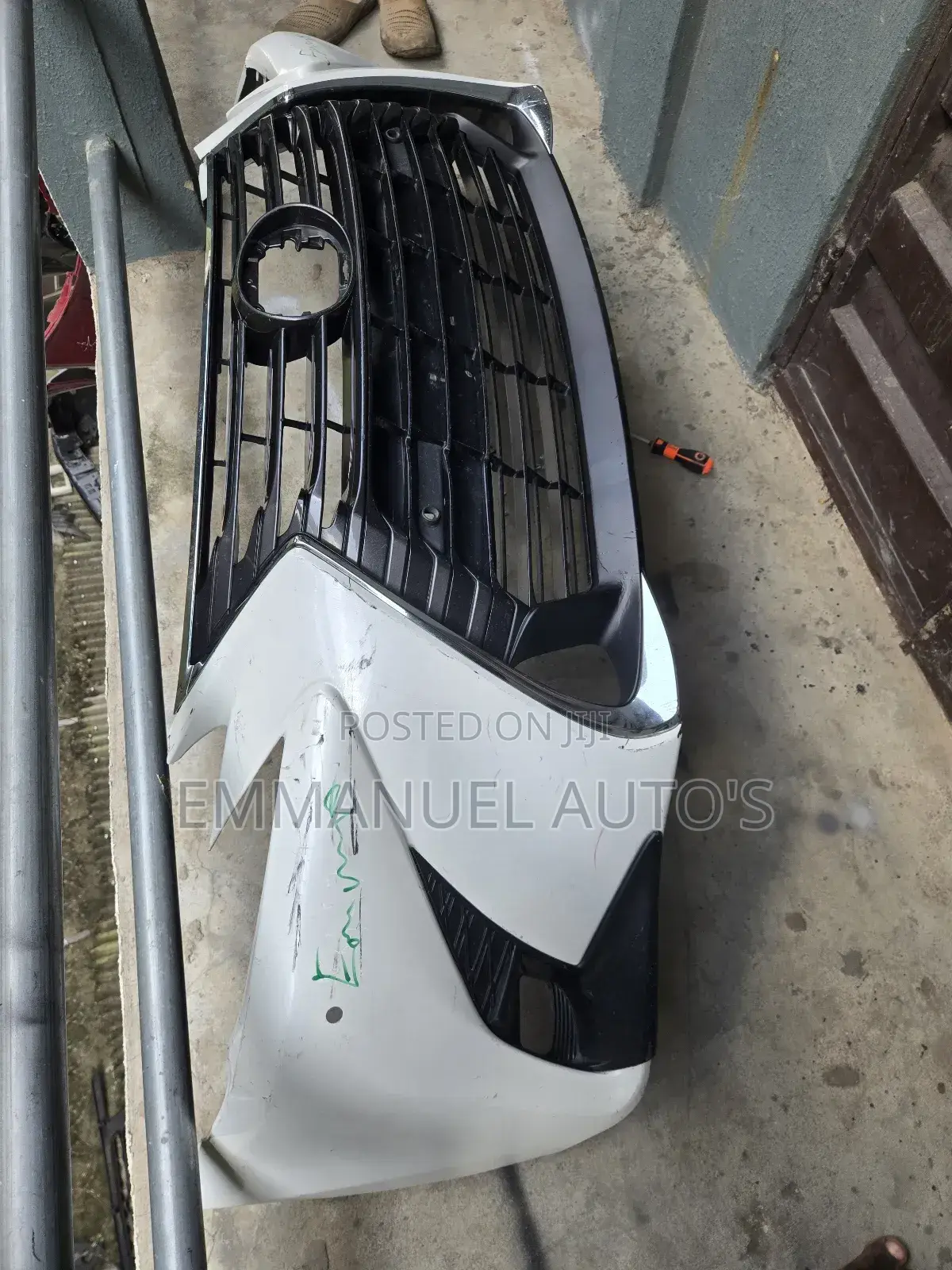 Complete Front Bumper Gs350 2017