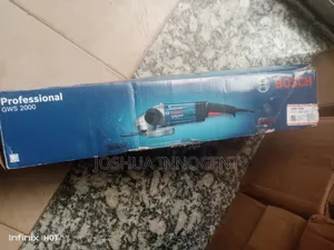 Bosch Cutting Machine 9"