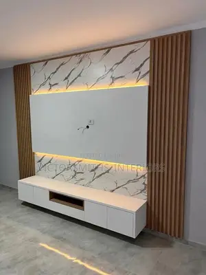 Tv Consul With Fluted Panels and Foam Mable