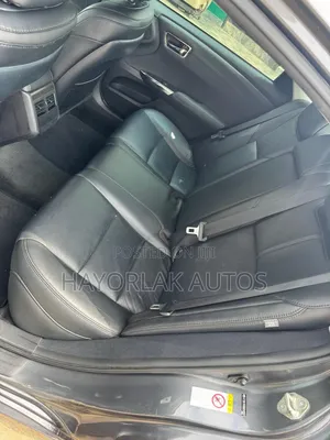Toyota Avalon XLE FWDSedan (3.6L 6cyl 6A) 2016 Gray