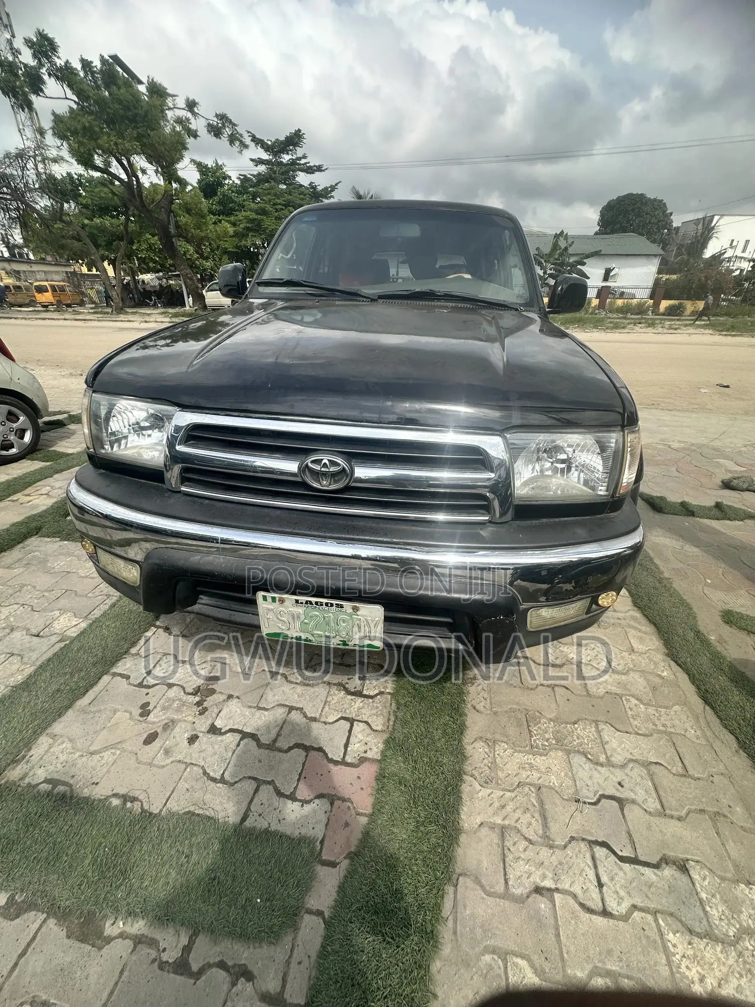 2001 Toyota 4Runner - Image 1