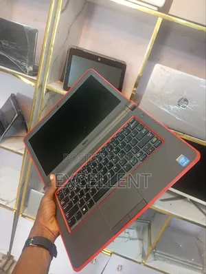 Laptop Dell Latitude 13 3340 8GB Intel Core I3 HDD 500GB