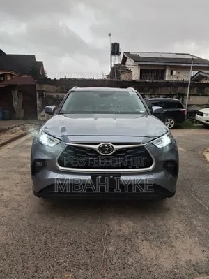Toyota Highlander XLE AWD 2020 Gray