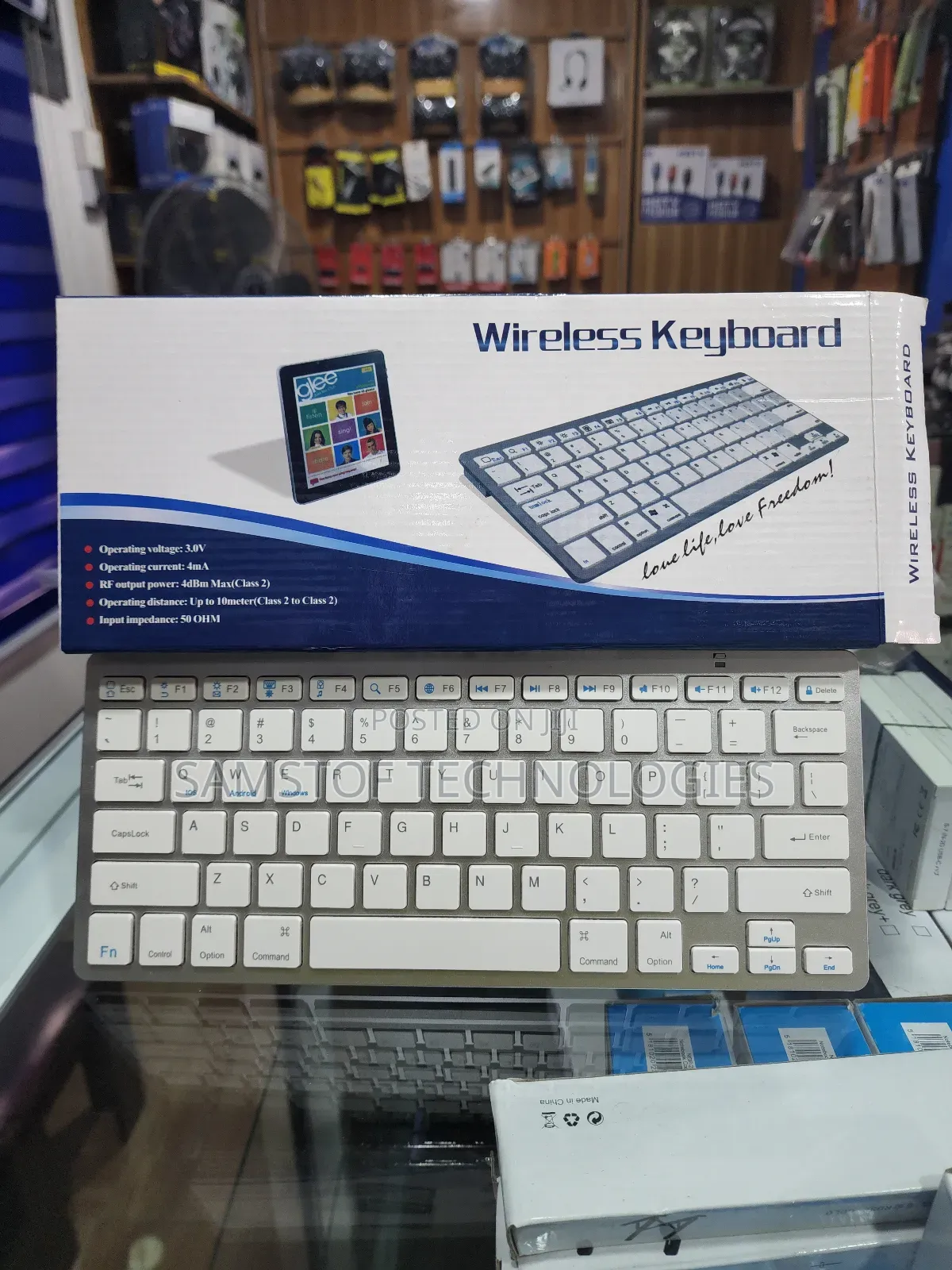 Phones, Tv, Pc, Wireless Keyboard