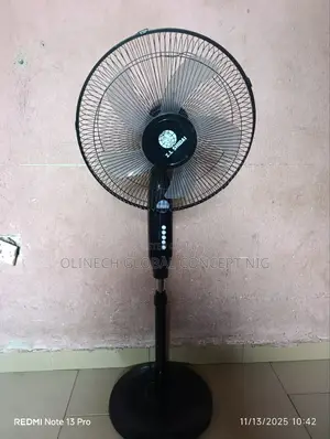 26 Inches Zl Shidai Solar Rechargeable Fan