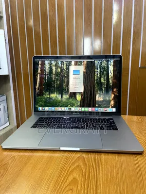 Laptop Apple MacBook Pro 2017 16GB Intel Core i7 SSD 1T