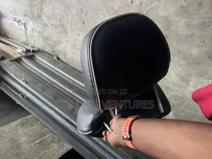 Headrest Toyota Venza 2010-13 Available Black