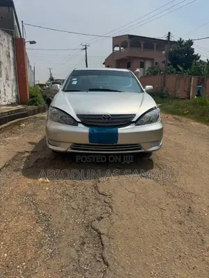 Toyota Camry 2004 Silver