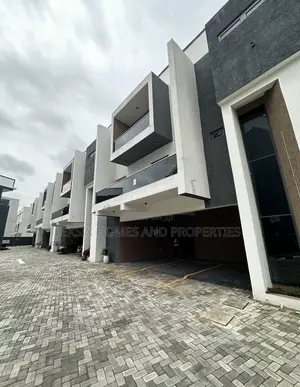 4bdrm Maisonette in A Well Secured, Ikate for sale