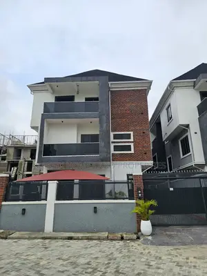 5bdrm Duplex in A Well Secured, Ikate for sale