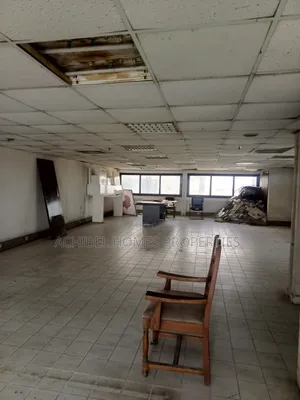 A 140 Square Meter Open Office Space in Marina