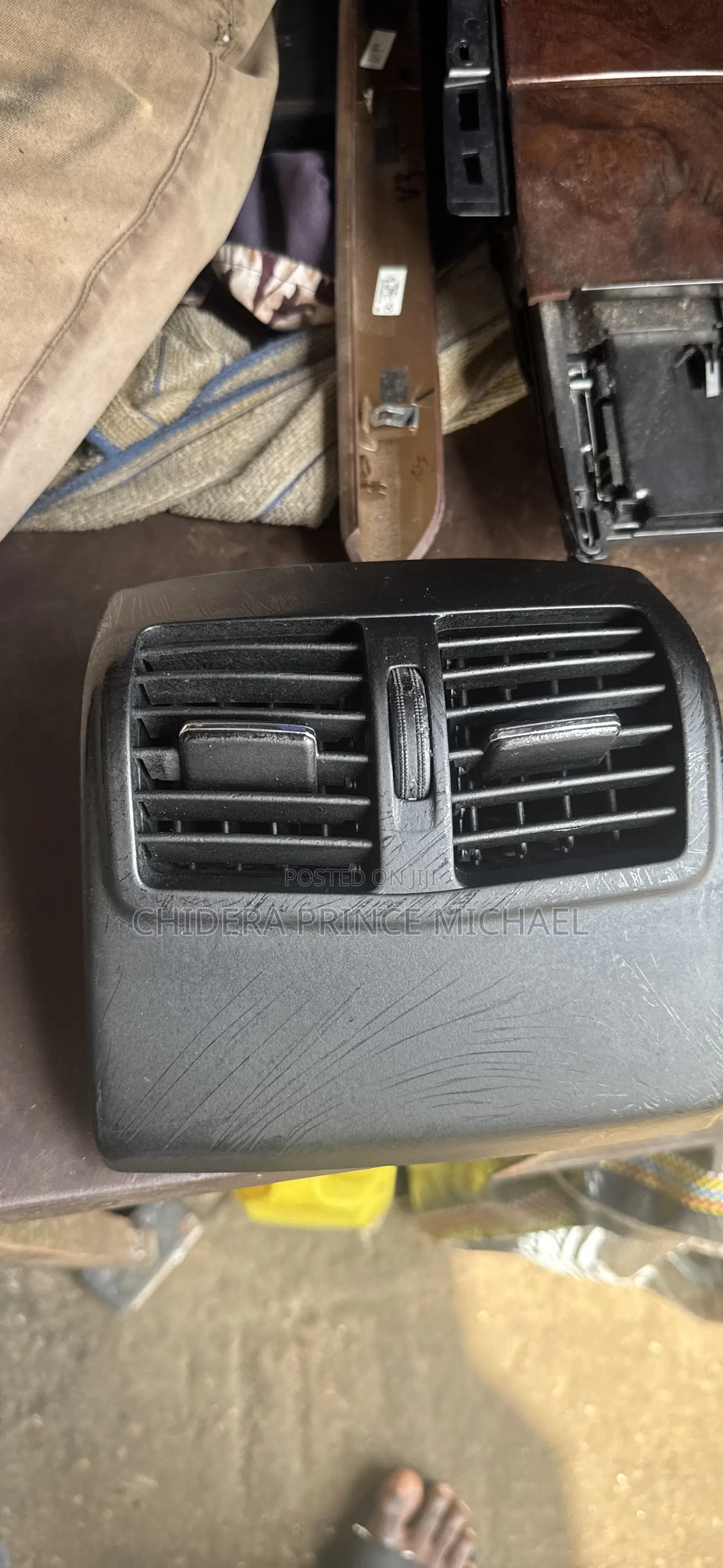 Back Vent Console for E350 W212