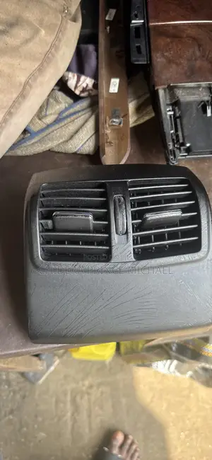 Back Vent Console for E350 W212