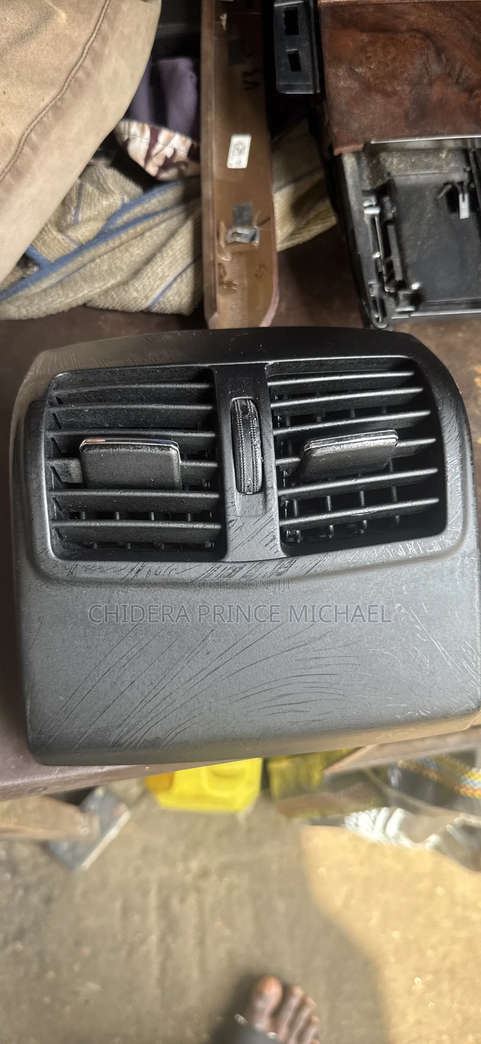 Back Vent Console for E350 W212