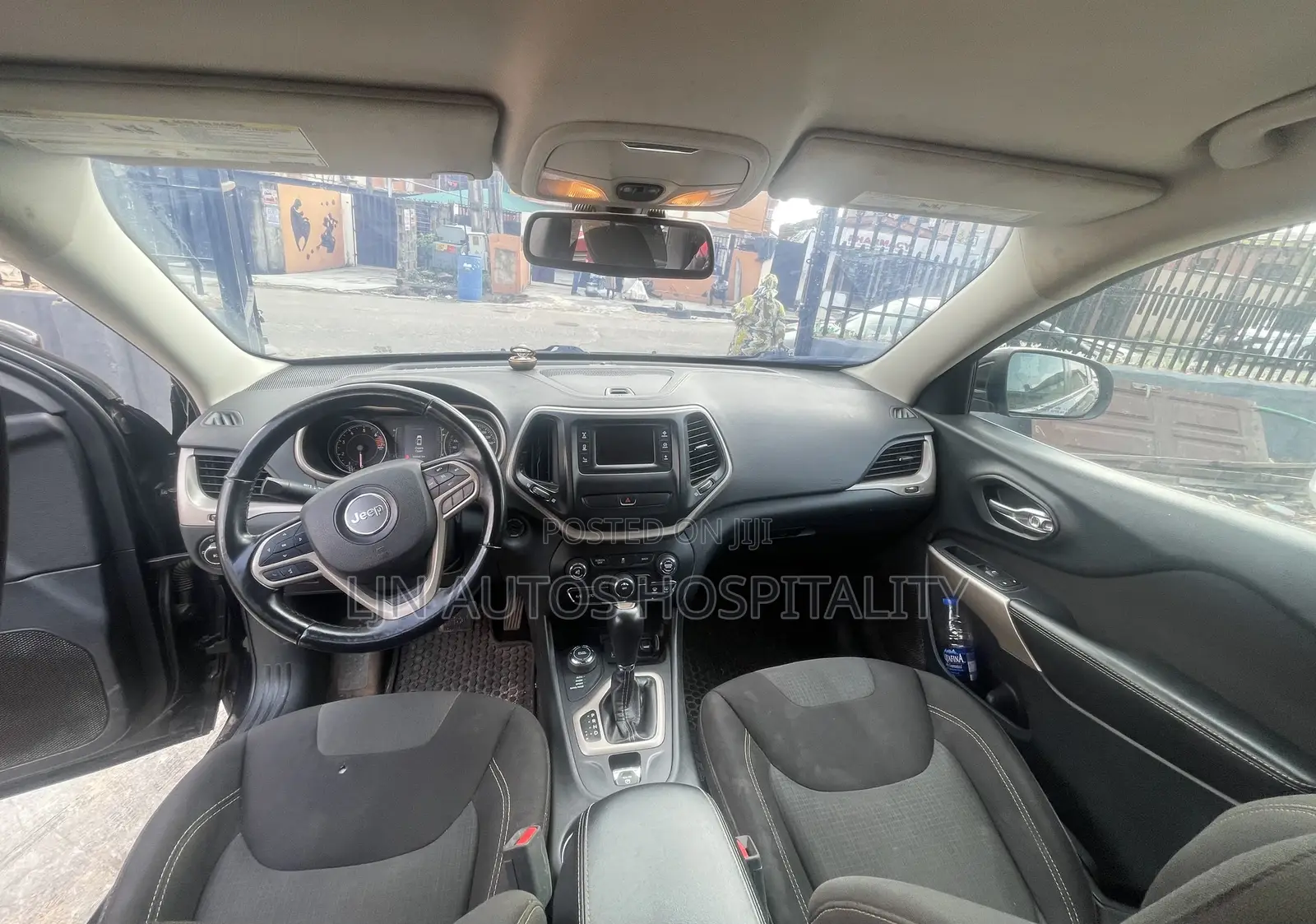 Jeep Cherokee Sport 4x4 2017 Black