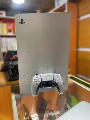Playstation 5 Console With Pads
