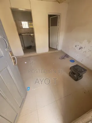 Studio Apartment in Bariga for rent