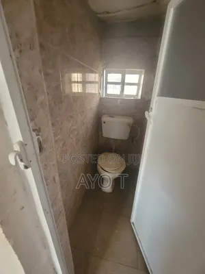 Studio Apartment in Bariga for rent