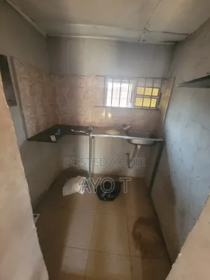 Studio Apartment in Bariga for rent