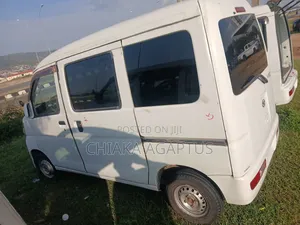 Daihatsu Hijet 2010 White