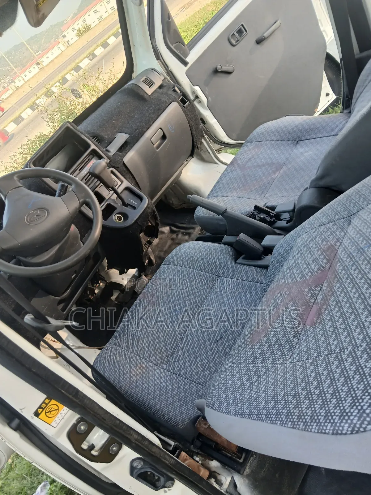 Daihatsu Hijet 2010 White