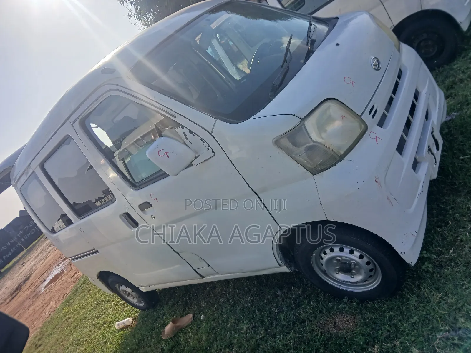 Daihatsu Hijet 2010 White