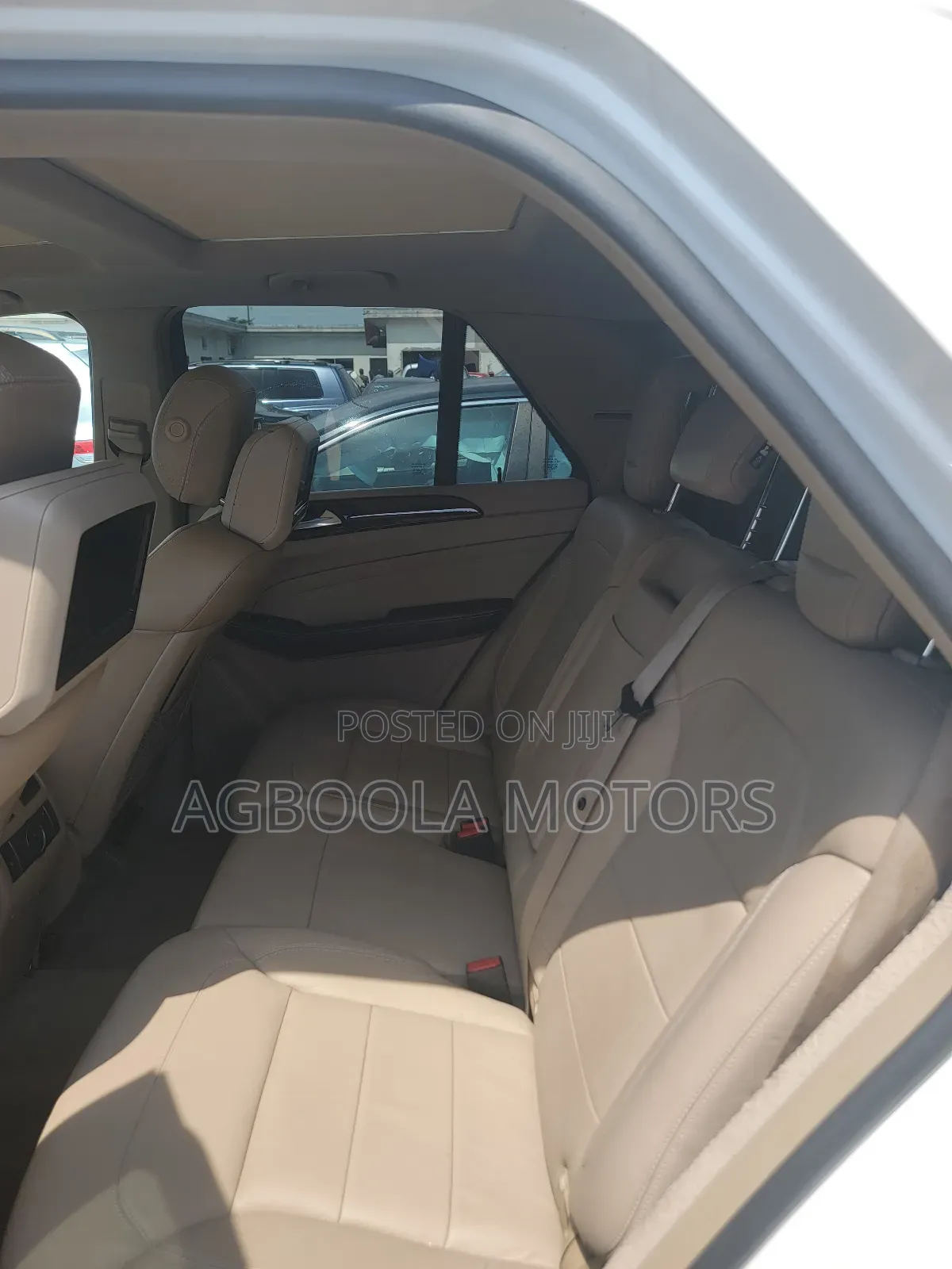 Mercedes-Benz M Class 2015 White