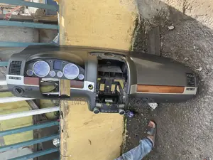 Dashboard Volkswagen Touareg 2006