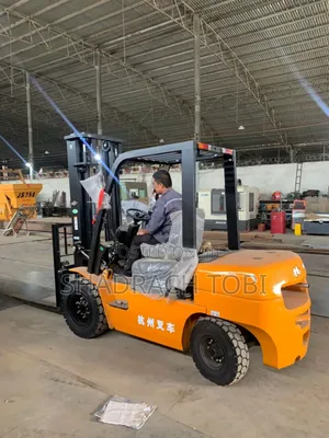 Forklift Machine