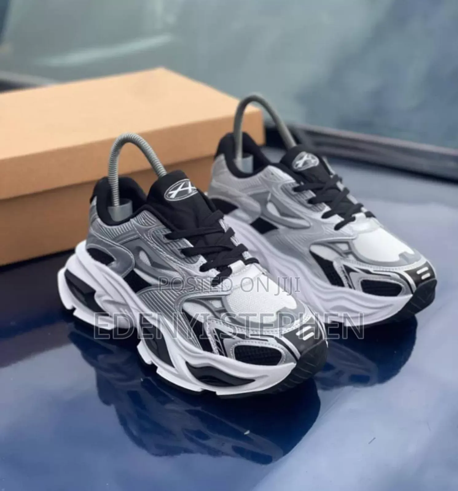 Classic Sneaker