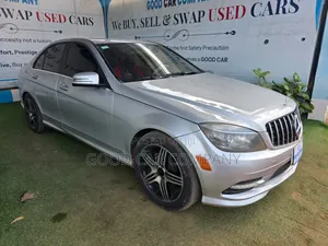Mercedes-Benz C300 2011 Silver