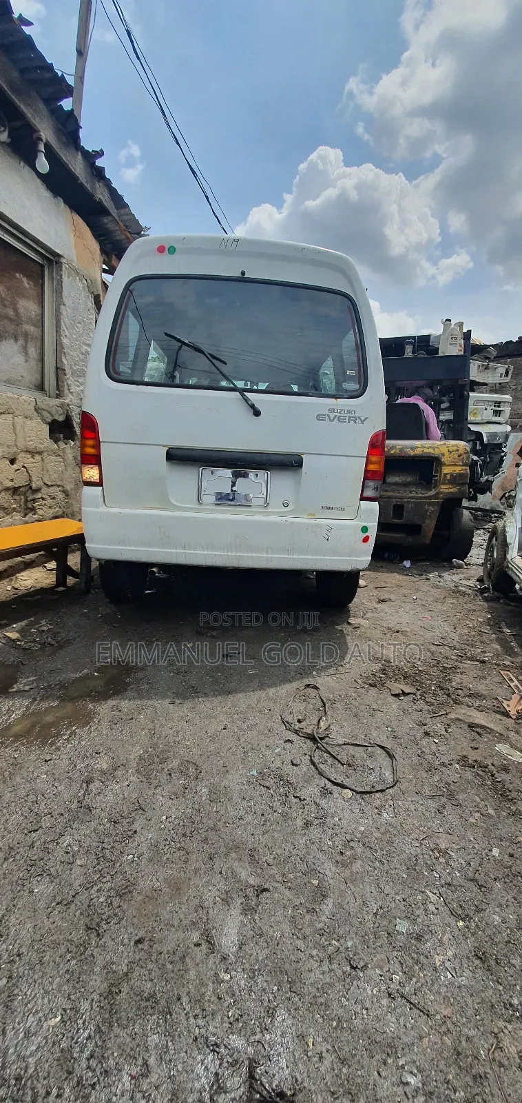 Suzuki APV Minibus 2008 White