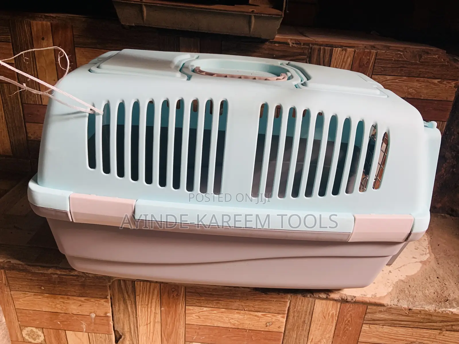 Plastic Pet Carrier Size 2”
