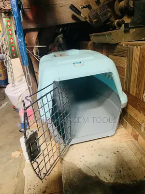 Plastic Pet Carrier Size 2”