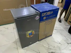 Glamstar GFR-120s-M Refrigerator – Compact Powerhouse for Cooling