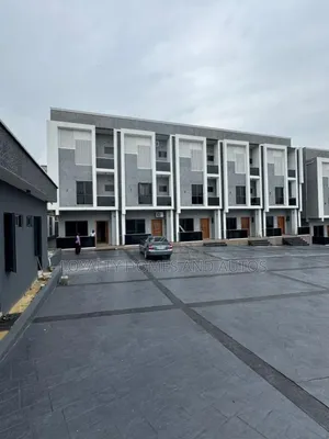 Furnished 4bdrm Townhouse/Terrace in GRA Phase 2 Shangisha for sale