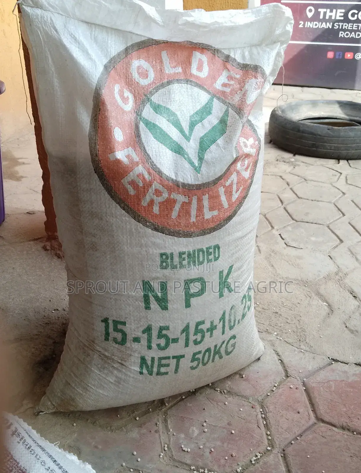 Golden NPK 15 15 15