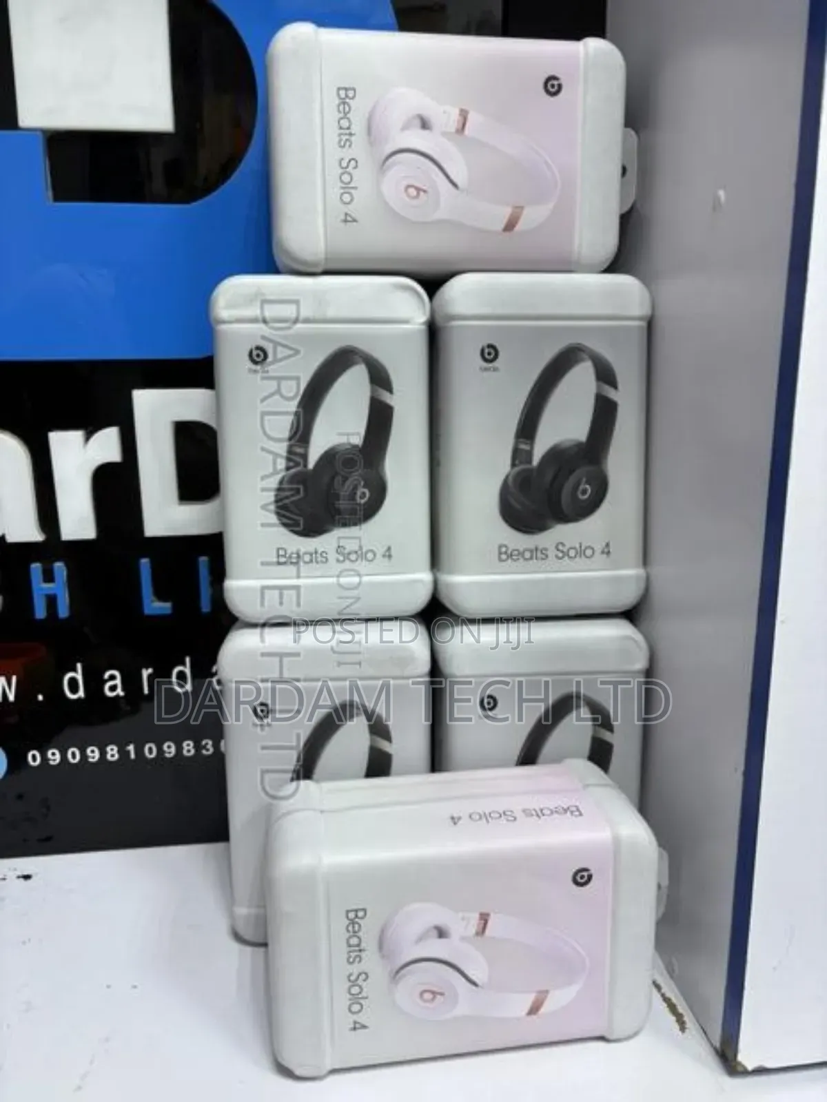 Beats Solo 4