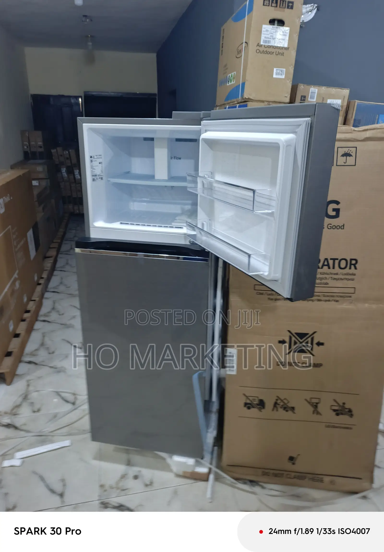 Lg 263l Elegant Floral Pattern Finish Refrigerator