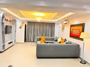 Grey Suite- Luxury 3 Bedroom Victoria Island