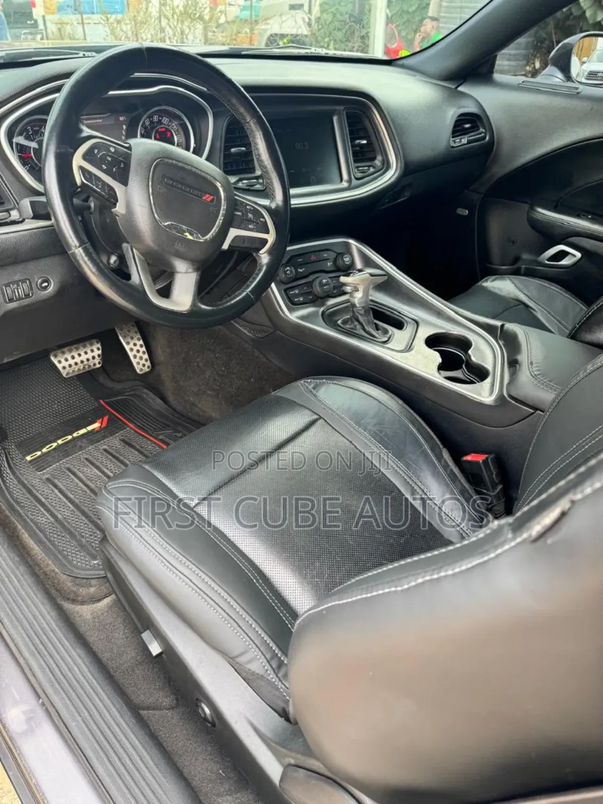 Dodge Challenger SXT 2dr Coupe (3.6L 6cyl 8A) 2015 Gray
