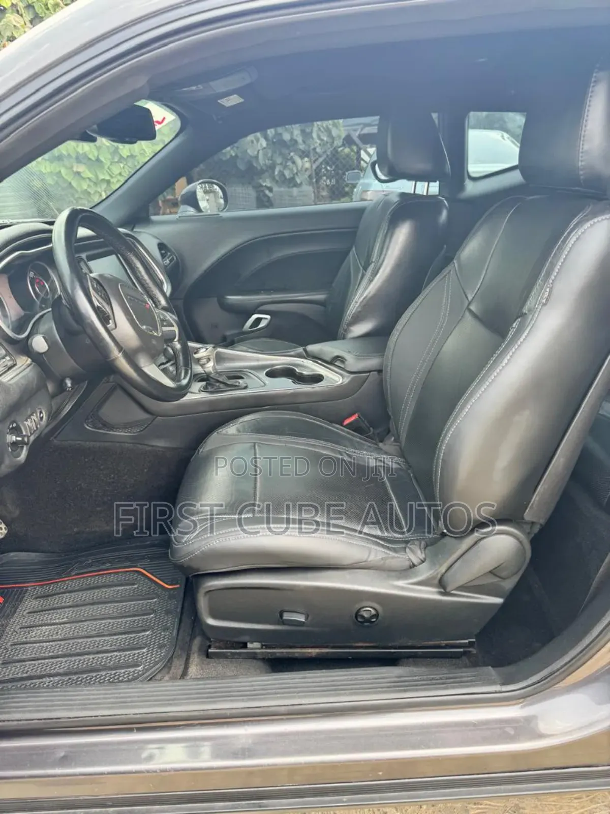 Dodge Challenger SXT 2dr Coupe (3.6L 6cyl 8A) 2015 Gray