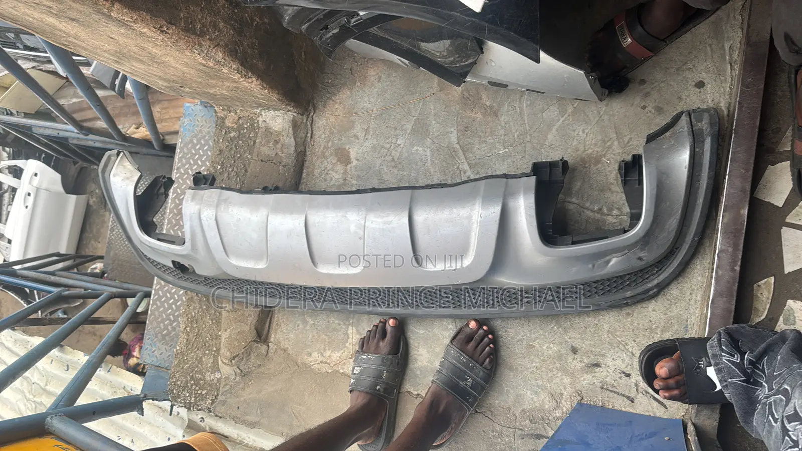 Complete Back Bumper Down Chrome for Gla250