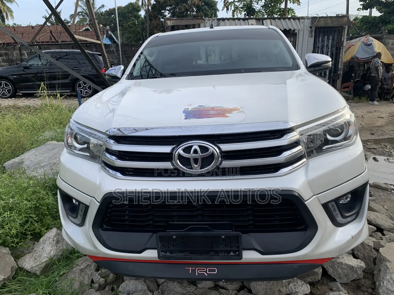 Toyota Hilux SR5 4x4 2019 White