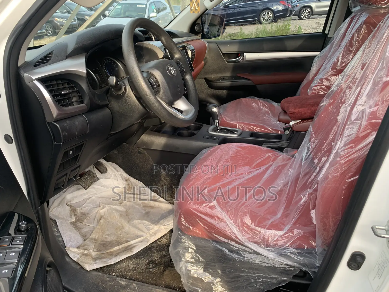 Toyota Hilux SR5 4x4 2019 White