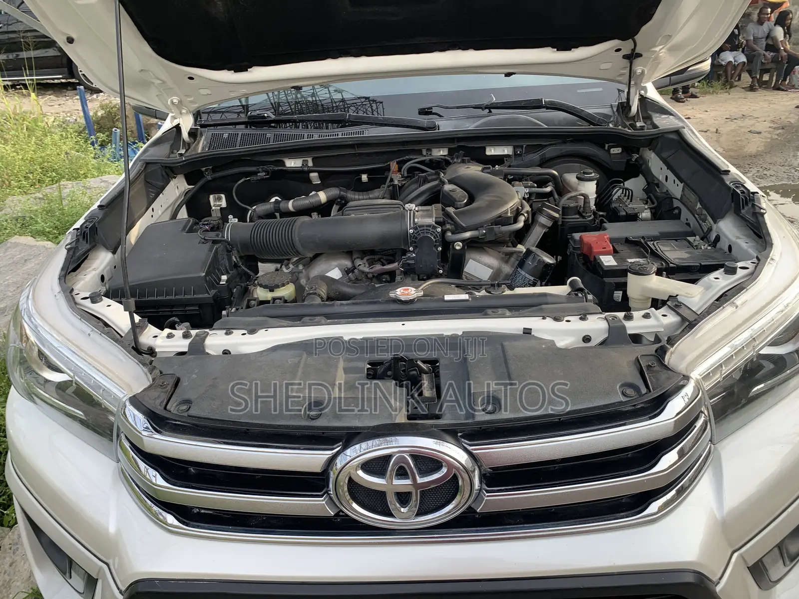 Toyota Hilux SR5 4x4 2019 White