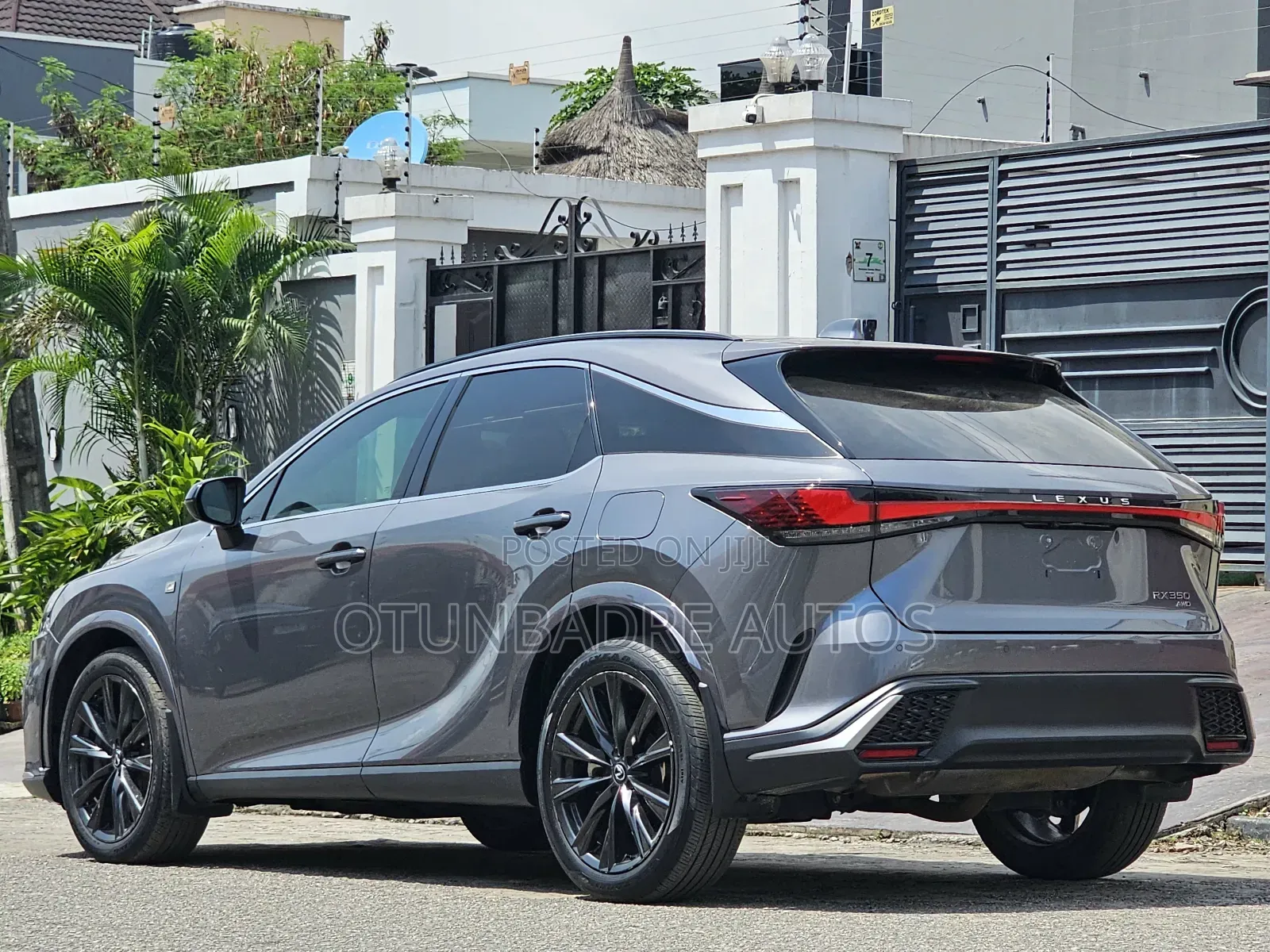 Lexus RX 2023 Gray