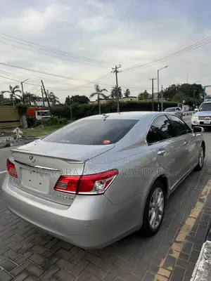 Lexus ES 350 2011 Silver