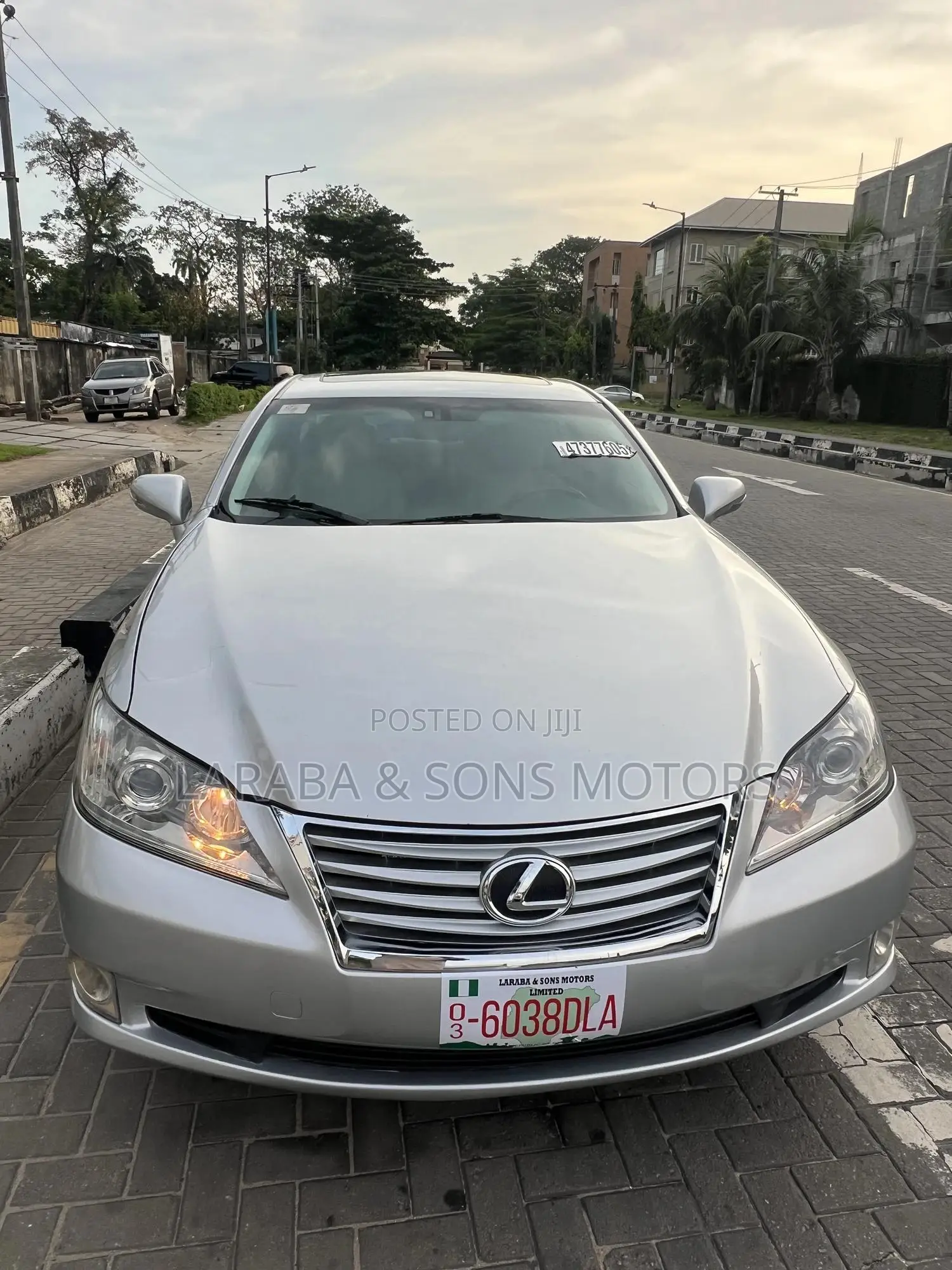 Lexus ES 350 2011 Silver